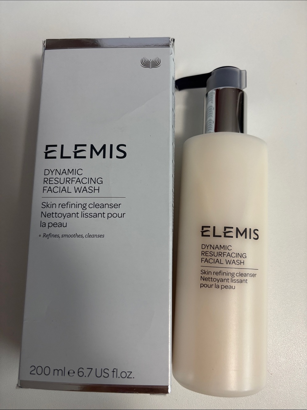ELEMIS Cream and Silver Dynamic Resurfacing Facial Wash